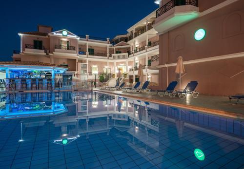 Alamis Apartments - image 12