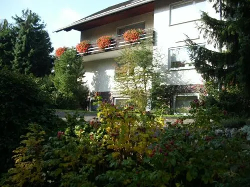 Pension Ferienwohnungen Rosenschlösschen in Willingen, Deutschland