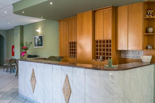 Alamis Apartments - image 11