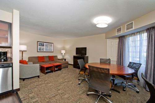 Staybridge Suites - Charlotte Ballantyne, an IHG Hotel