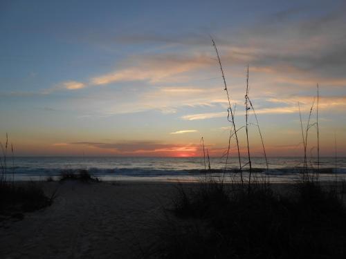 Coquina Beach Club 110 in Bradenton Beach, USA