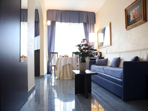 Hotel Villa - image 6