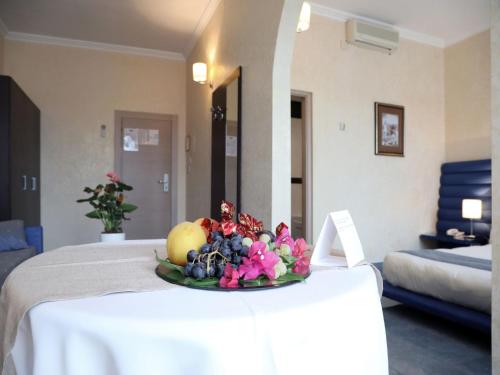 Hotel Villa - image 9