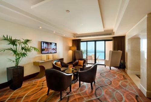 FairmontGold Lounge Palm Sea View King, Balcony