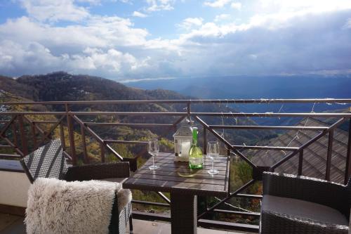 Apartment F10 Milmari Resort - image 14