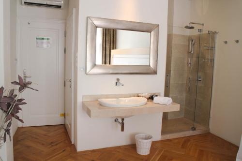 Jungmann Hotel, Prague (photo 9)