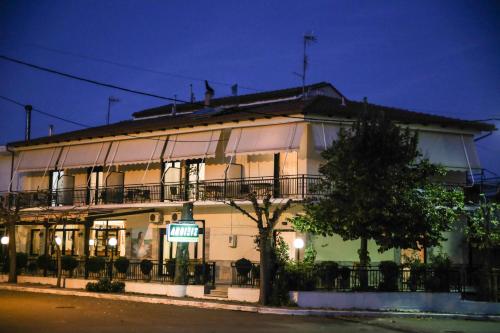  Anixis Hotel in Loutra Ipatis