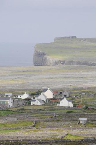 Aran Walkers Lodge