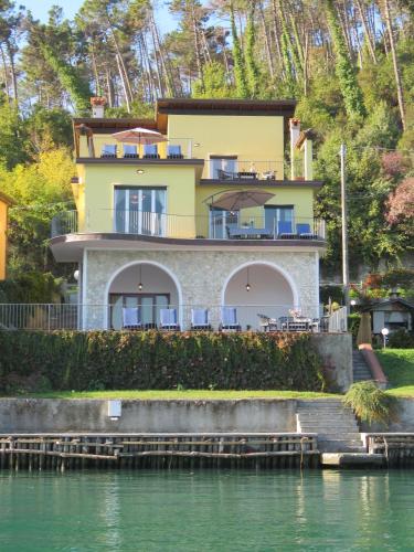 Alla Foce del Magra - Villa sul fiume con posto barca vicino Cinque Terre