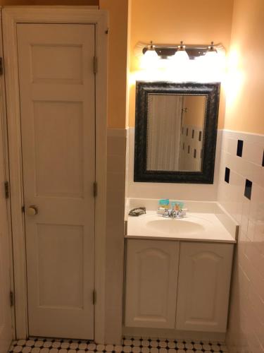 Elaine's Cape May Boutique Hotel – Cape May, NJ