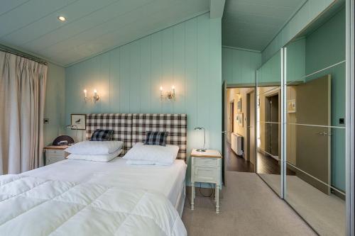 Aberdaron Lodge