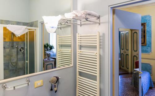 Antica Residenza D'Azeglio Room&Breakfast di Charme - image 8