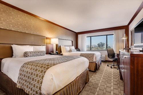 Crowne Plaza Hotel Foster City-San Mateo, an IHG Hotel