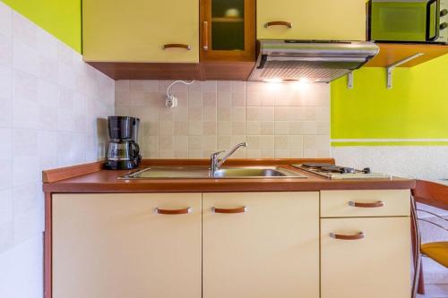 Apartments Vitomir