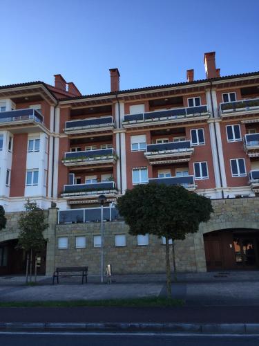 Apartamento Costa con Parking privado incluido - Apartment - Zumaia