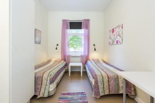 Brukshotellet Roma B&B