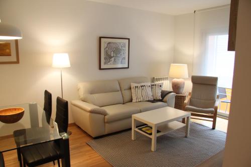 Apartaments Centre Figueres - image 2