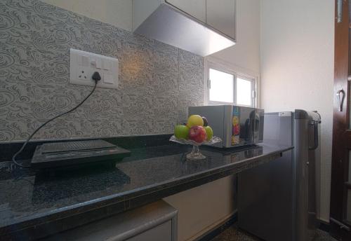 Studio Apartment image 4