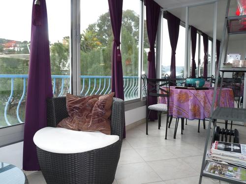 Midi Terrace - image 4