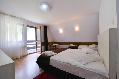 Double or Twin Room with Balcony