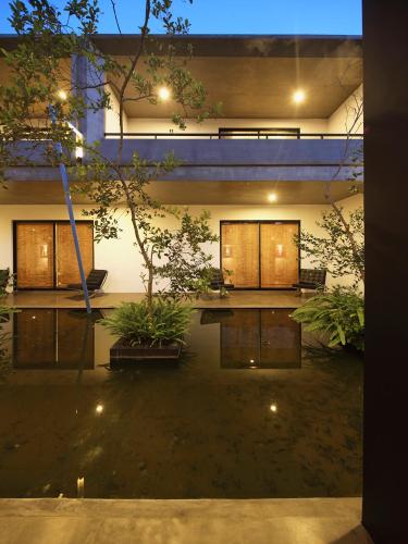 ทางเข้า, เซอเรนดิวา บีช โฮเต็ล (Serendiva Beach Hotel) in วัดดูวา