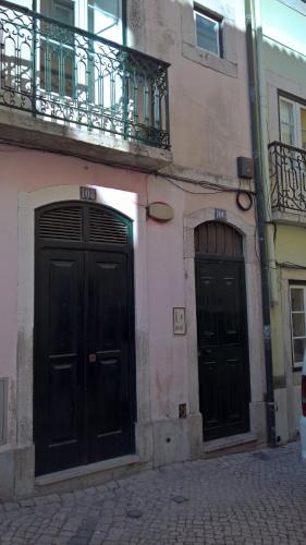  Inside Lisbon in Lissabon