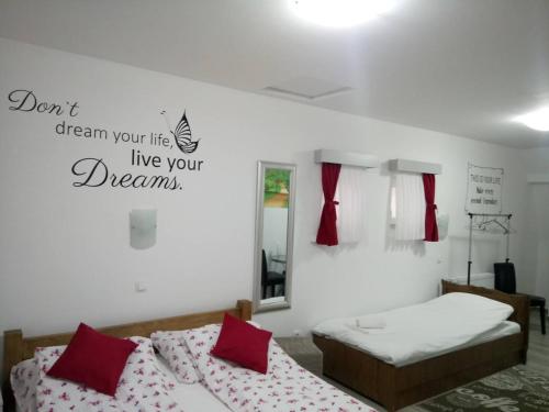 RESTORAN PRENOĆIŠTE CROATIA TURIST – Dakovo, GA