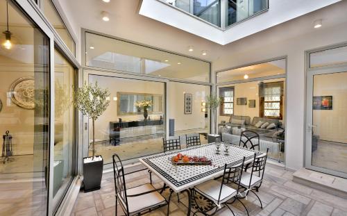 ALDIS MANSION by K&K - Athens ALDIS MANSION by K&K - Athens