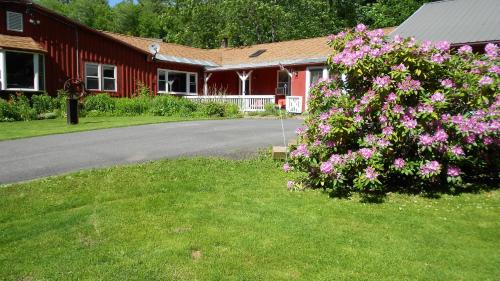 B&B Shelburne Falls - Cavalier Cottage B&B - Bed and Breakfast Shelburne Falls