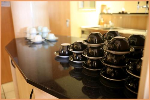 Confour Hotel - image 2