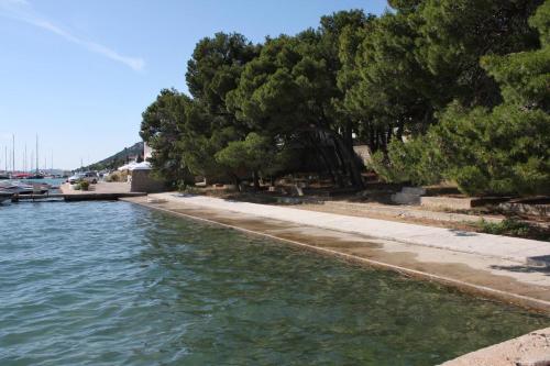 Apartments by the sea Tisno, Murter - 4295, Tisno (photo 3)