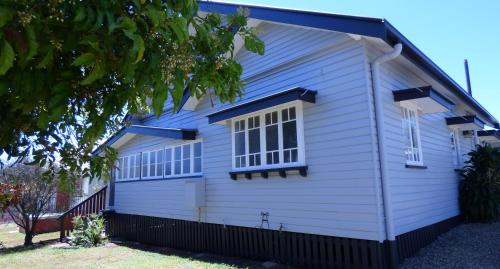 

Lilly Pilly House