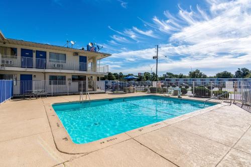 บริการและสิ่งอำนวยความสะดวก, Motel 6 Lumberton, NC in แลมเบอตัน (NC)