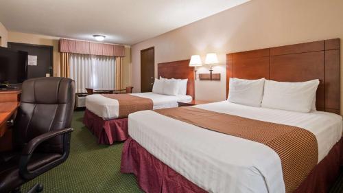 Queen Room with Two Queen Beds