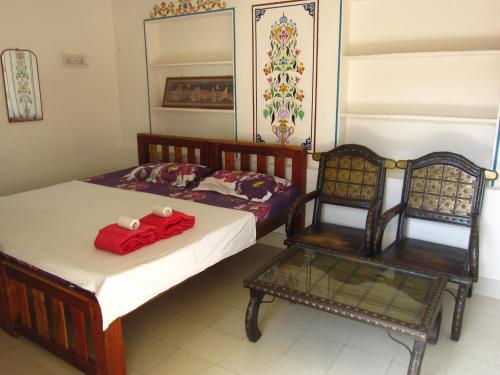 Deluxe Double Room image 3