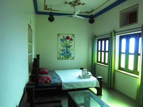 Super Deluxe Double Room image 5