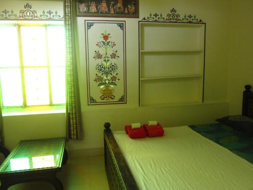 Deluxe Double Room room in Atithi Guest House