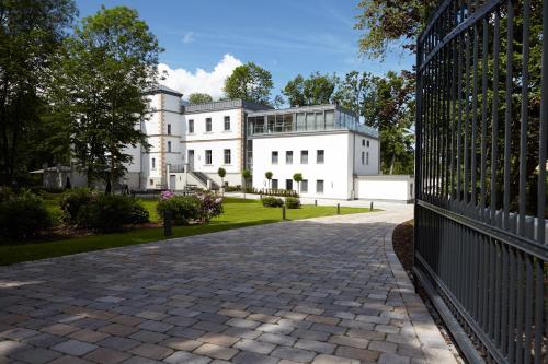 . Hotel Rittergut Stoermede