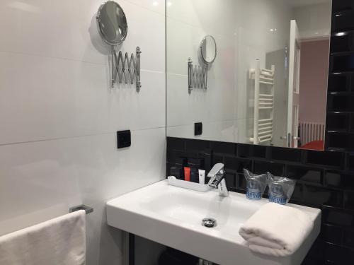 Don Cecilio Guesthouse (Centro) - image 11