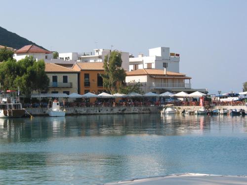  Leonidas Studios in Vasiliki