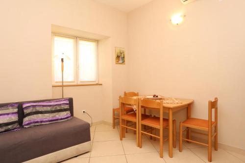 Two-Bedroom Apartment room in Apartments with WiFi Split - 10247