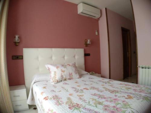 Hostal Don Jaime I y II Room Type - Double Room