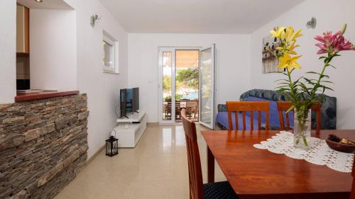 Pavao Apartments - image 6