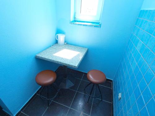 Studio Apartment image 6