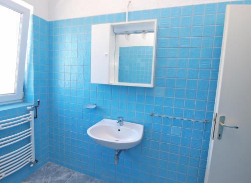 Studio Apartment image 3