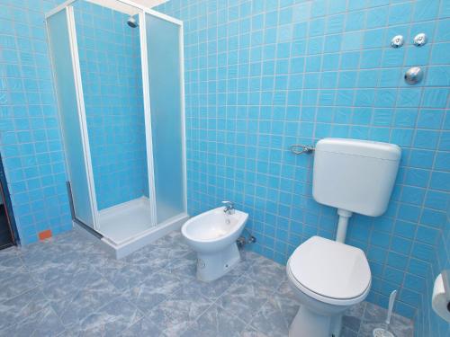 Studio Apartment image 2