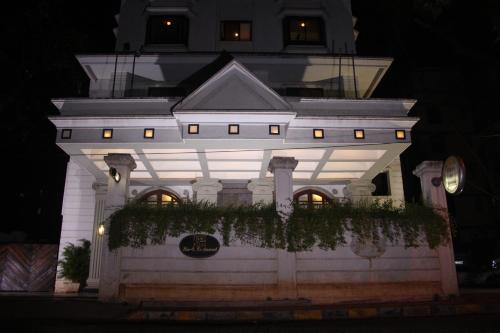 ホテル カール レジデンシー