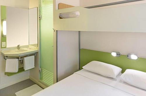 ibis budget Sao Paulo Paraiso Ideally located in the Vila Mariana area, Ibis Budget Sao Paulo Paraiso promises a relaxing and wonderful visit. The property features a wide range of facilities to make your stay a pleasant experienc
