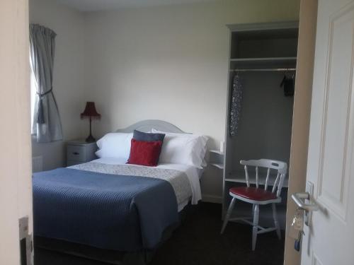 The Meadows Bed and Breakfast - image 2