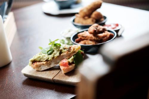 The Drayton Court Hotel - image 6